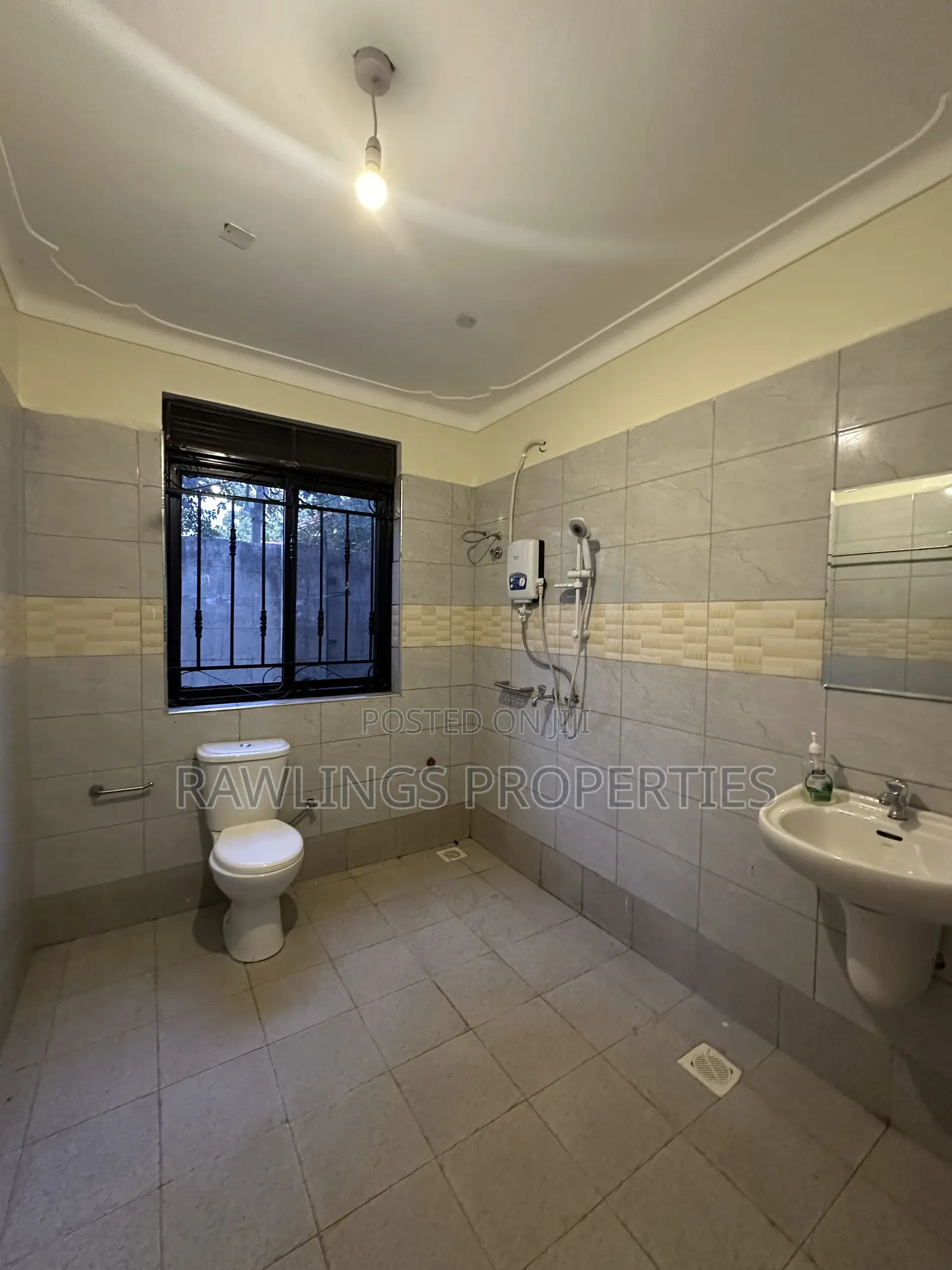 2bdrm Apartment in Muyenga, Makindye for rent