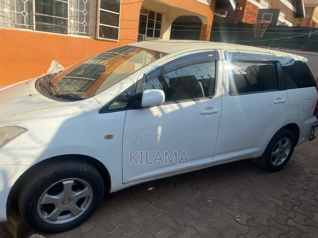 Toyota Wish 2003 White