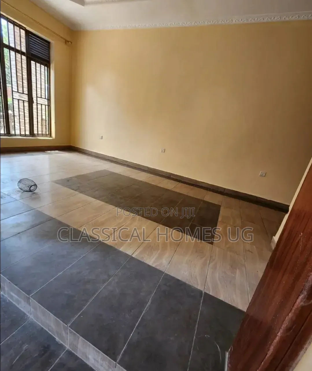 5bdrm Duplex in Kyanja, Central Division for rent
