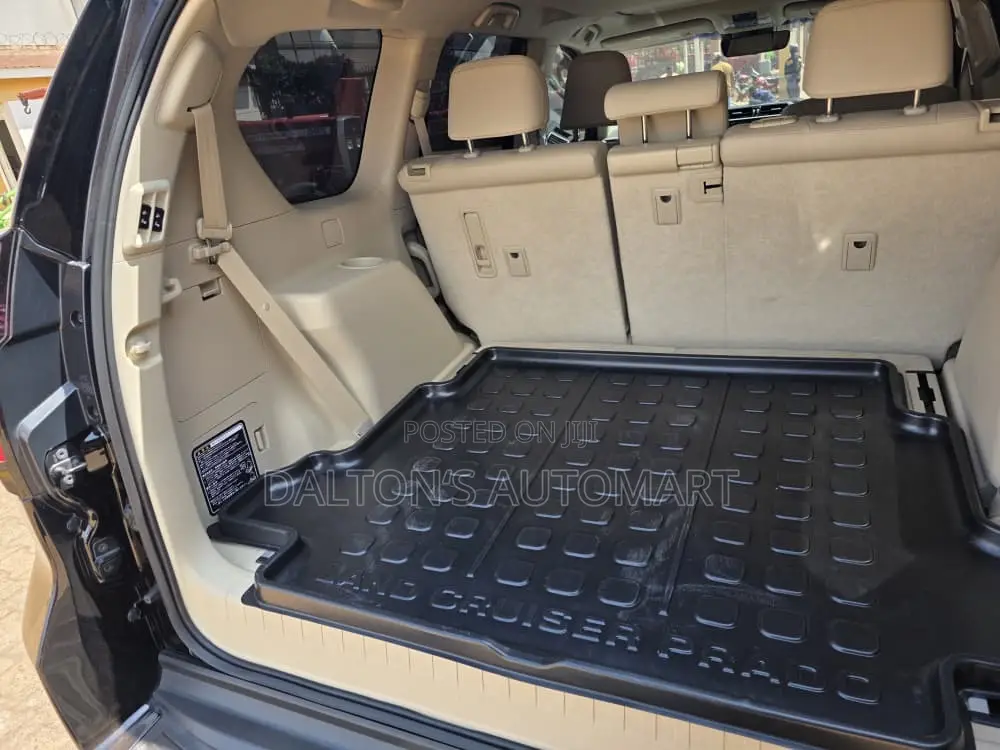 Toyota Land Cruiser Prado 2.7 2018 Black