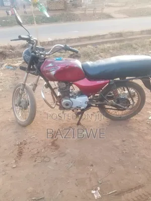 Bajaj Boxer 2014 Red