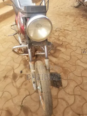 Bajaj Boxer 2014 Red