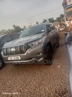 Toyota Land Cruiser Prado 2.8 2017 Silver