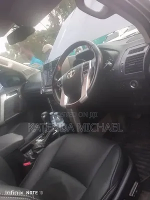 Toyota Land Cruiser Prado 2.8 2017 Silver