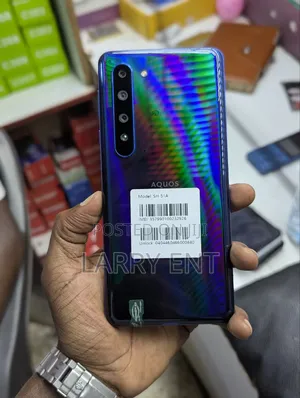 Sharp Aquos R5G 256 GB