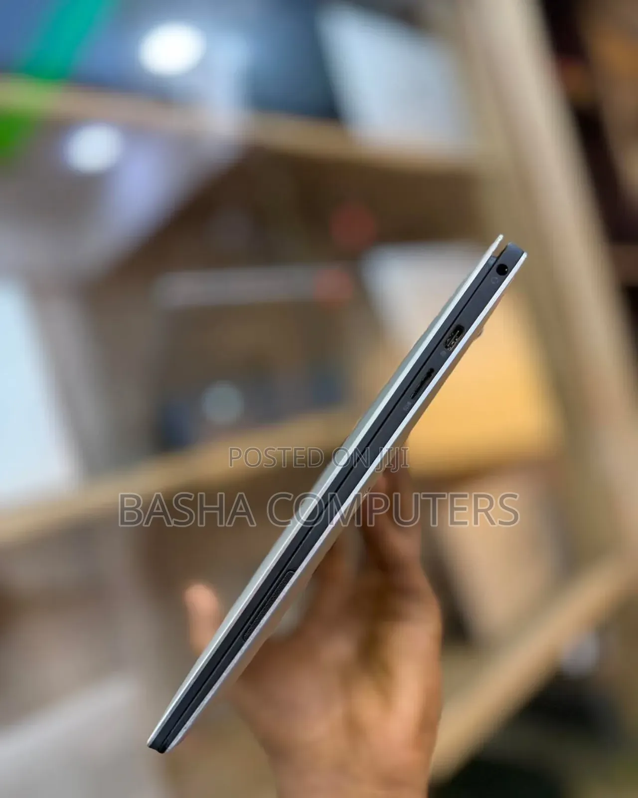 New Laptop Dell XPS 13 8GB Intel Core i7 SSD 256GB