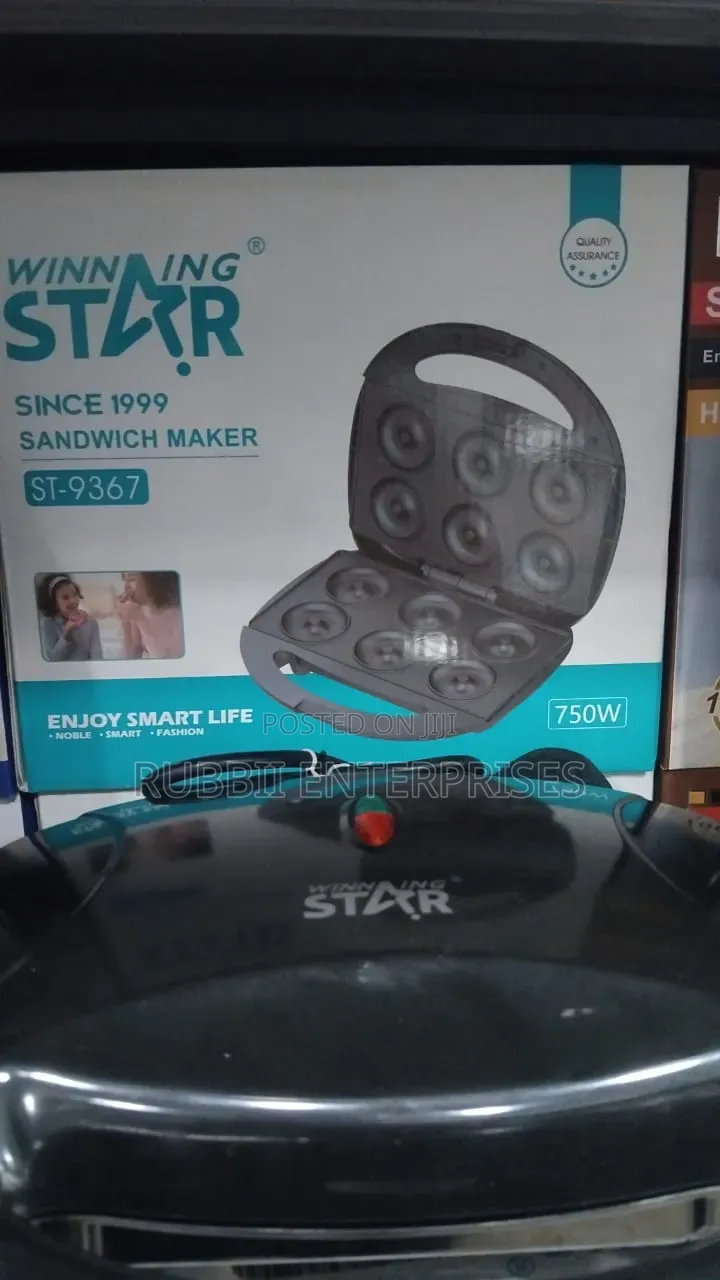 Sandwich Maker ~ St9367