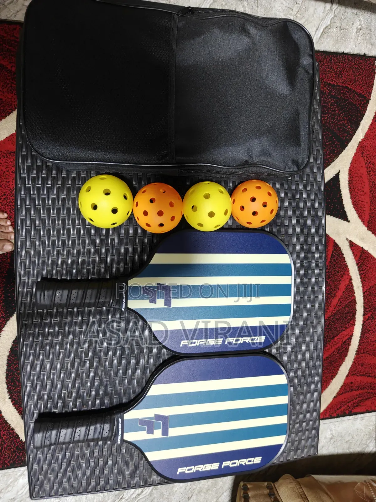 Pickle Ball Set With 4 Balls