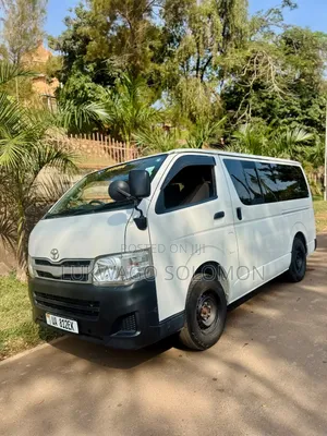 Car 2013 White