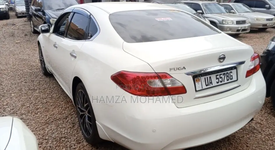 Nissan Fuga 2010 White