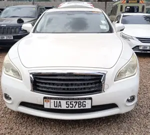Nissan Fuga 2010 White