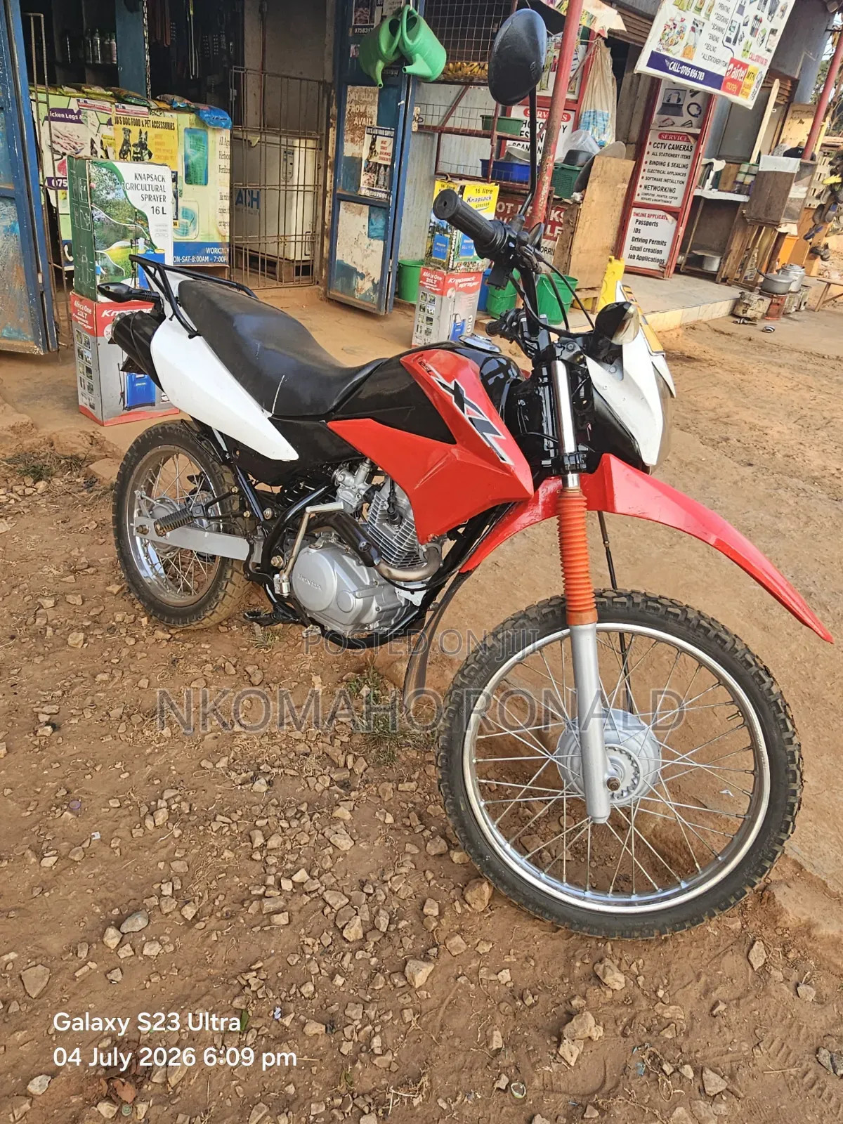 Honda XL 125 2016 Red