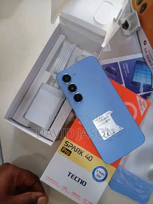 New Tecno Spark 40 Pro 256 GB Blue