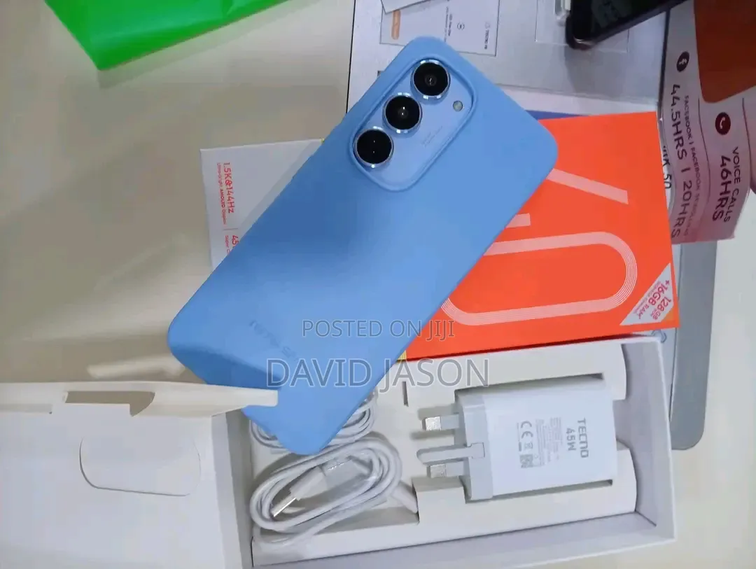 New Tecno Spark 40 Pro 256 GB Blue