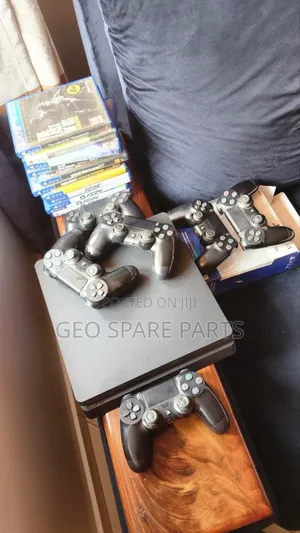 Play Station 4