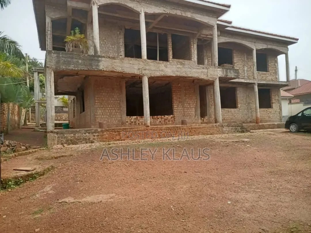 Mini Flat in Entebbe Estate, Wakiso / Wakiso for sale
