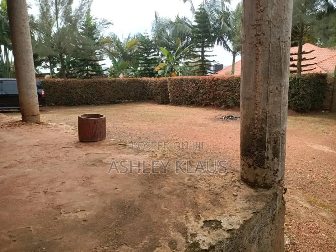 Mini Flat in Entebbe Estate, Wakiso / Wakiso for sale