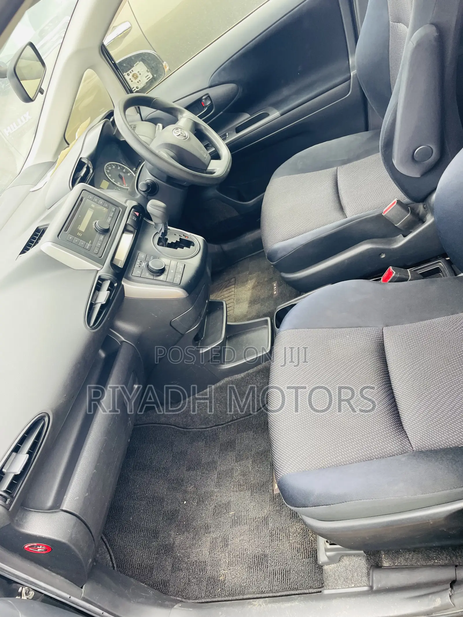 Toyota Wish 2014 Black