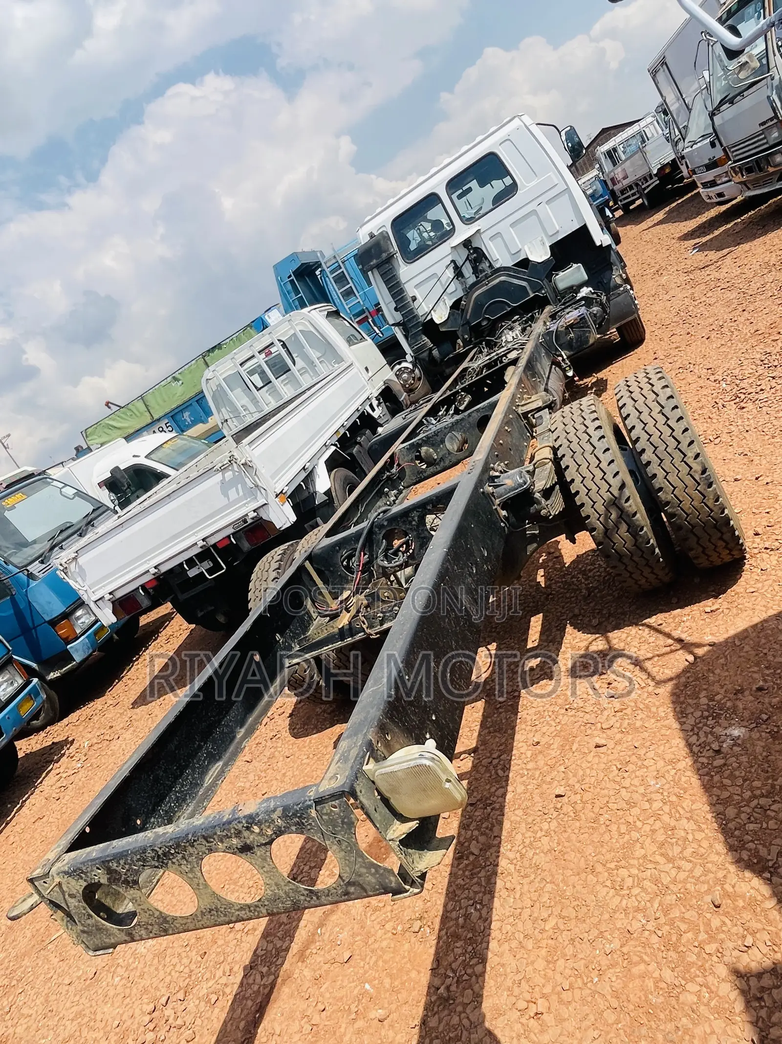Isuzu Truck 6bg1 Engine Chassis
