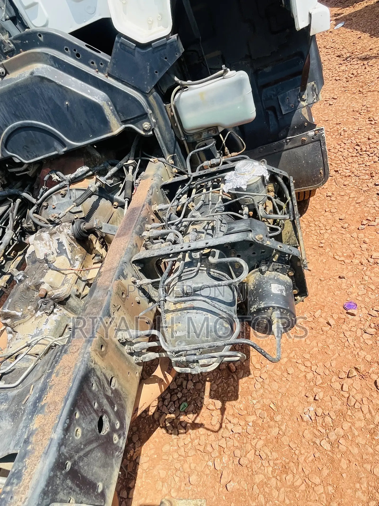 Isuzu Truck 6bg1 Engine Chassis