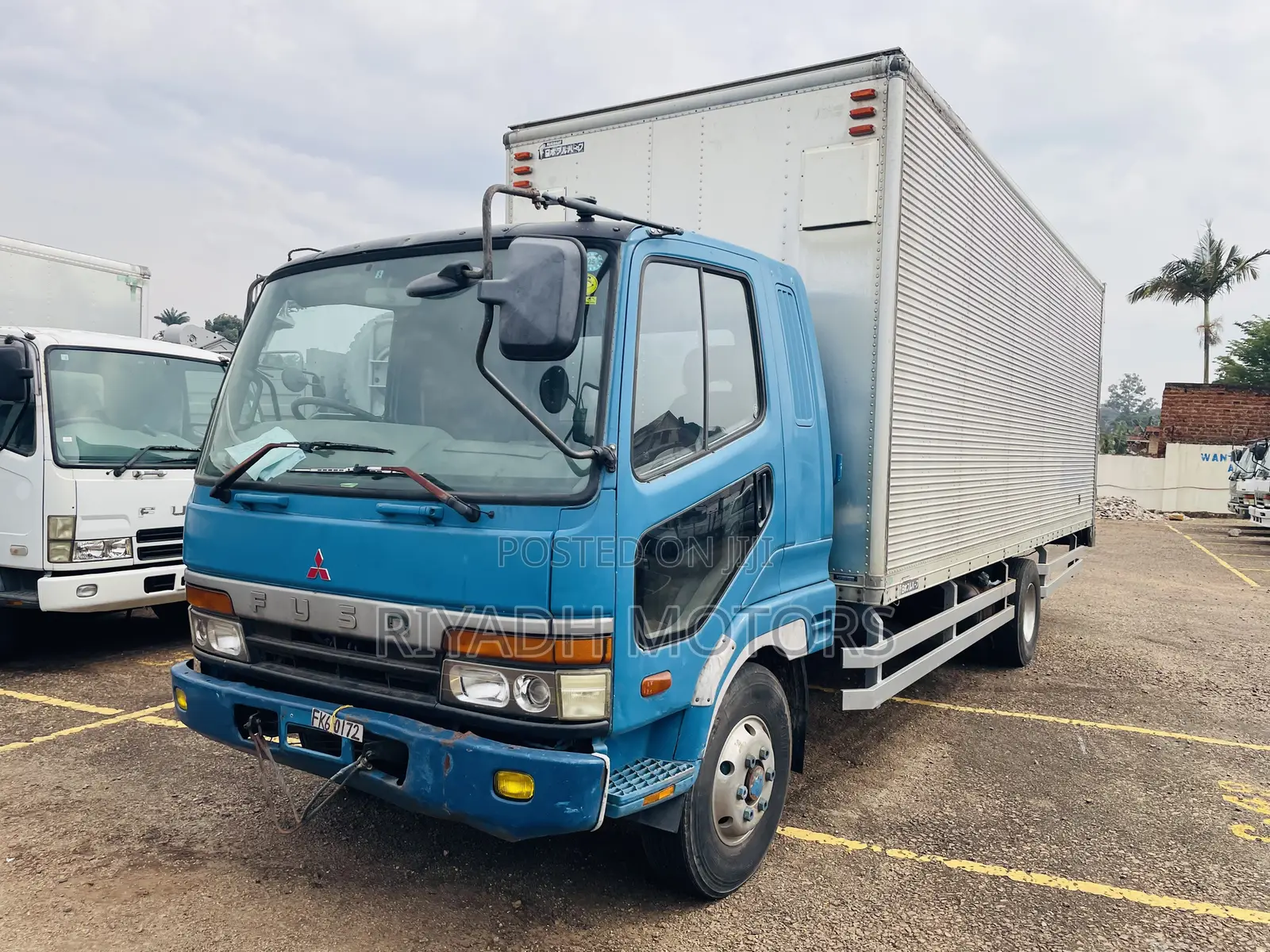 Fuso Baby Face Box Body Well Maintained