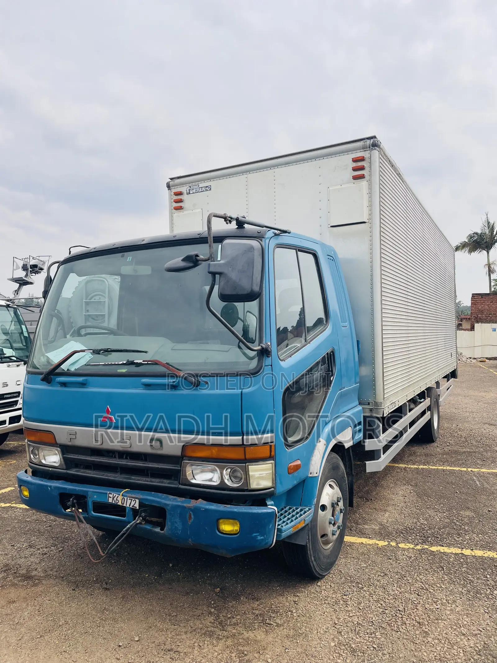 Fuso Baby Face Box Body Well Maintained