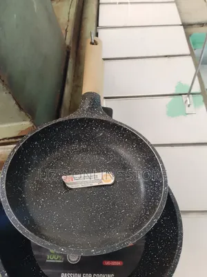 24cm Passion for Cooking Granite Fry Pan a Speckled Non-Stick Surface
