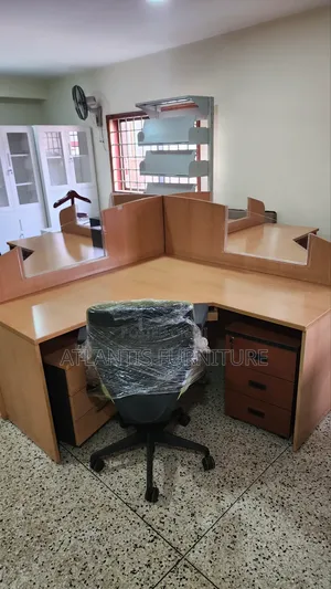 Full Wooden Workstation Four Seater