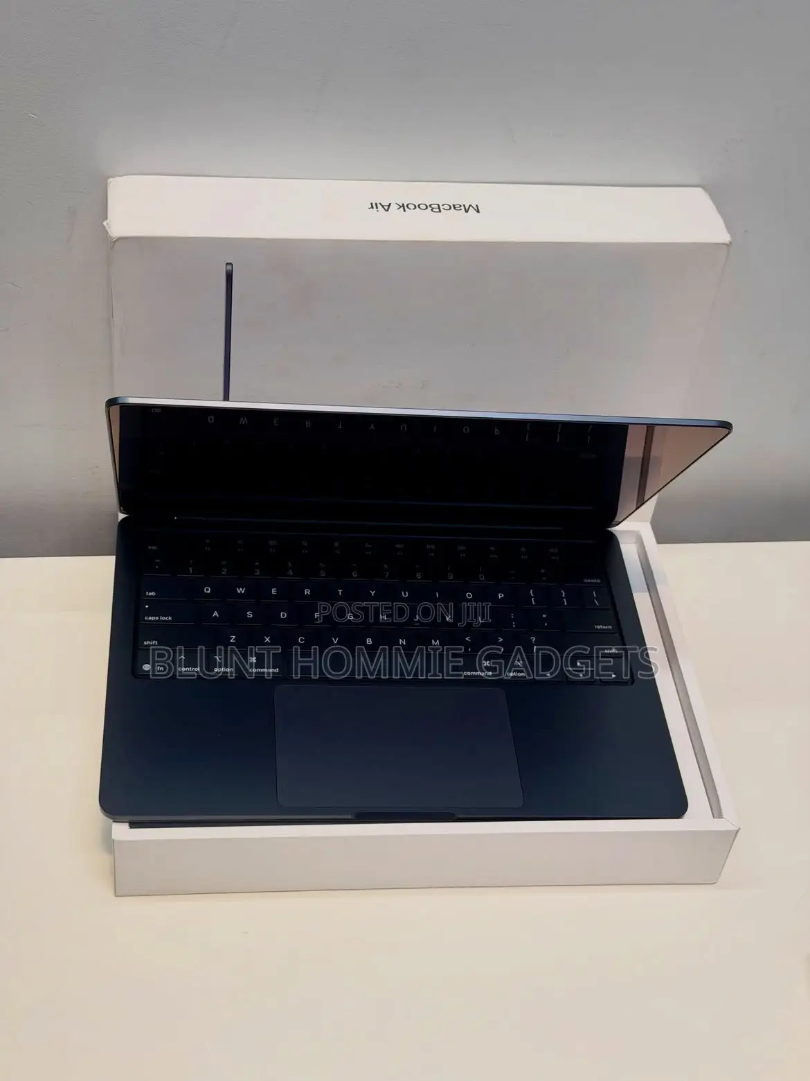 Laptop Apple MacBook Air 2025 M4 16GB Apple M4 SSD 256GB