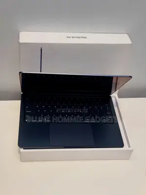 Laptop Apple MacBook Air 2025 M4 16GB Apple M4 SSD 256GB