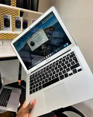 Laptop Apple MacBook Air 2015 4GB Intel Core i5 SSD 256GB