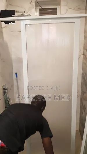 Shower Water Stopper Partition