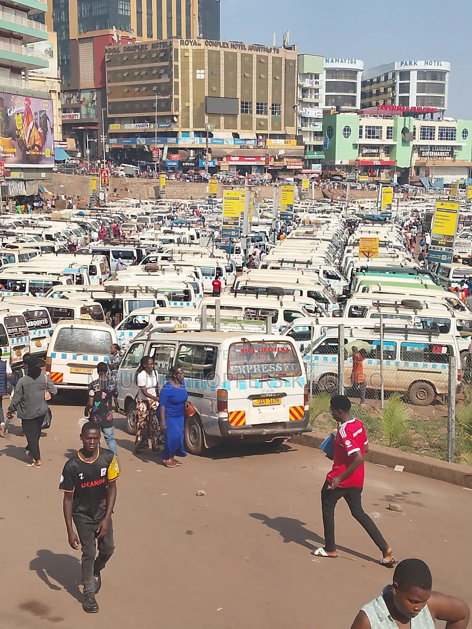 Taxi Bus Park Parcel Pickup, Drop-Off Delivery Service | Kampala