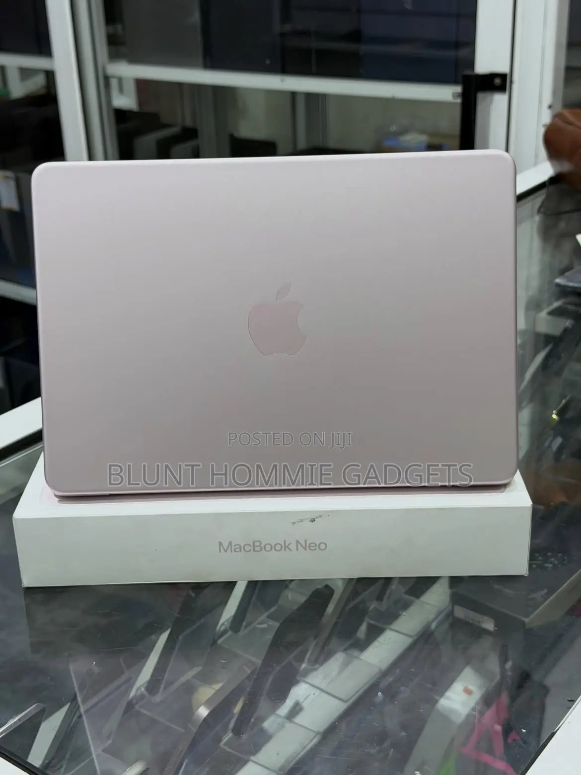 Laptop Apple MacBook Neo 2026 8GB SSD 256GB