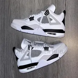Air Jordan 4 Military Black