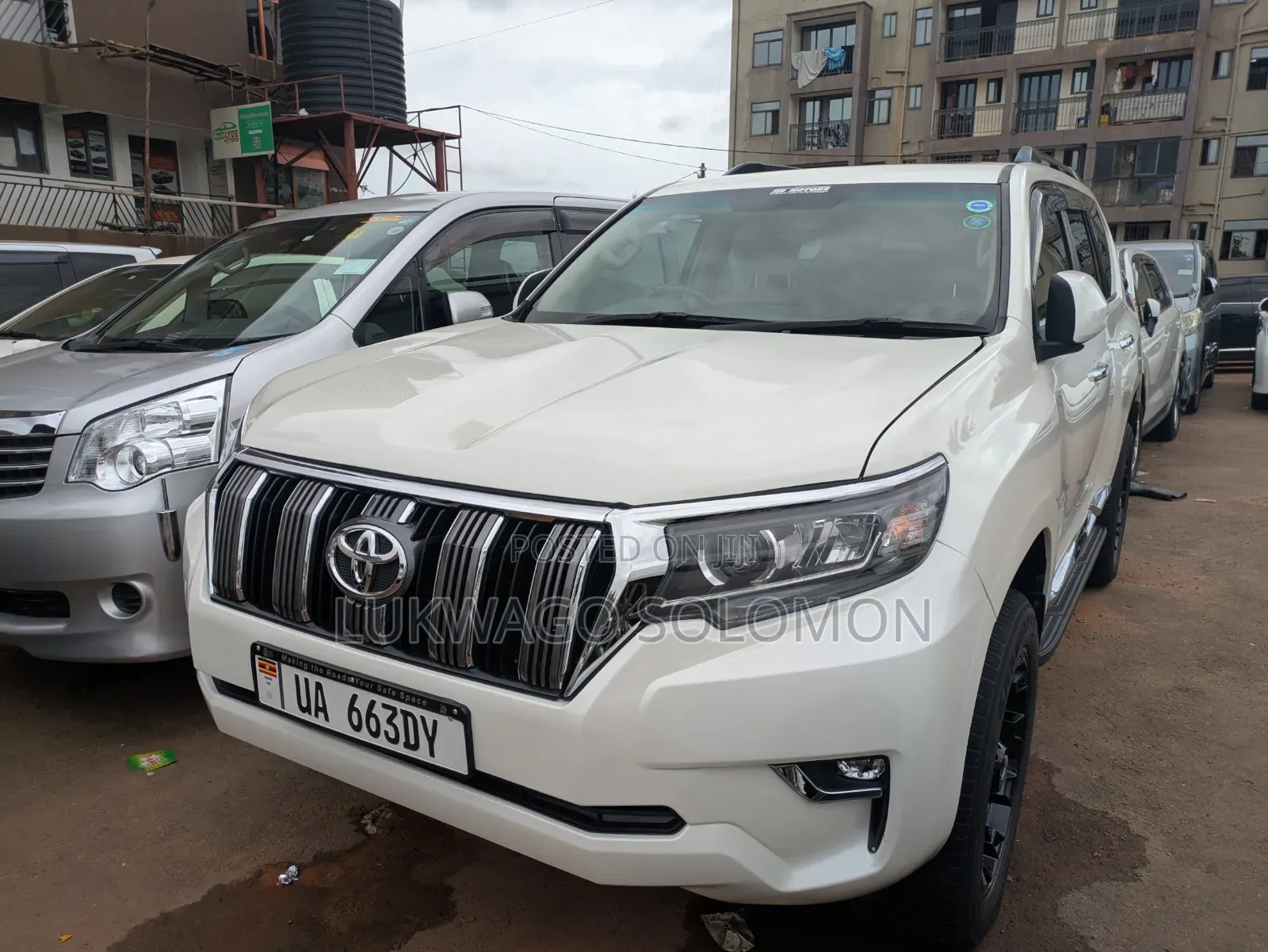 Toyota Land Cruiser Prado 2017 White