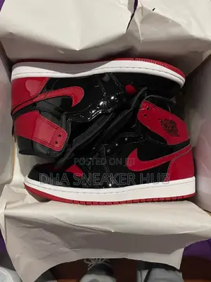 Air Jordan 1 High Black Red
