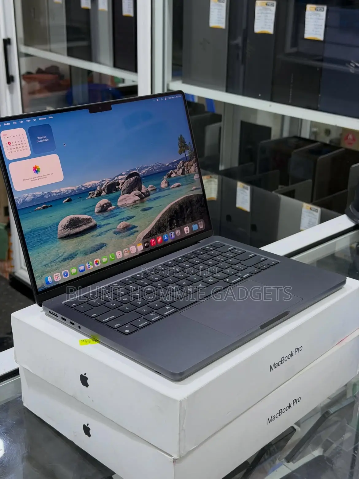 Laptop Apple MacBook Pro 2025 M5 16GB Apple M5 SSD 1T