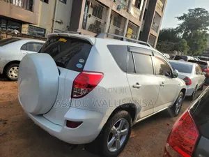 Toyota RAV4 2008 White