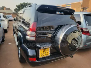 Toyota Land Cruiser Prado 2012 Black