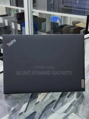 Laptop Lenovo ThinkPad T14s G4 8GB AMD Ryzen 7 SSD 256GB