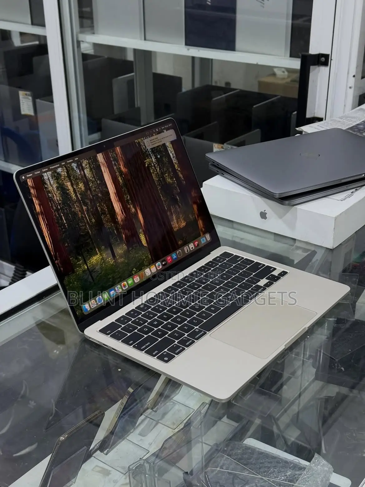 Laptop Apple MacBook Air 2024 M3 8GB Apple M3 SSD 256GB