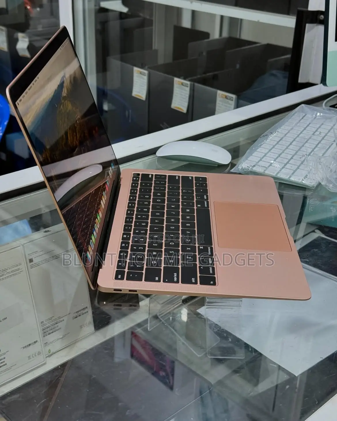 Laptop Apple MacBook Air 2018 8GB Intel Core i5 SSD 256GB