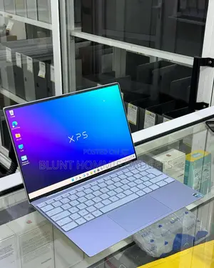 Laptop Dell XPS 13 2-in-1 (9315) 8GB Intel Core i5 SSD 256GB