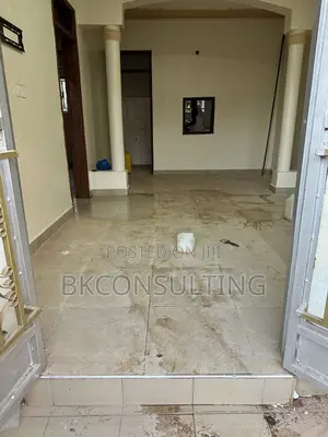 2bdrm Bungalow in Ssabagabo-Makindye for rent