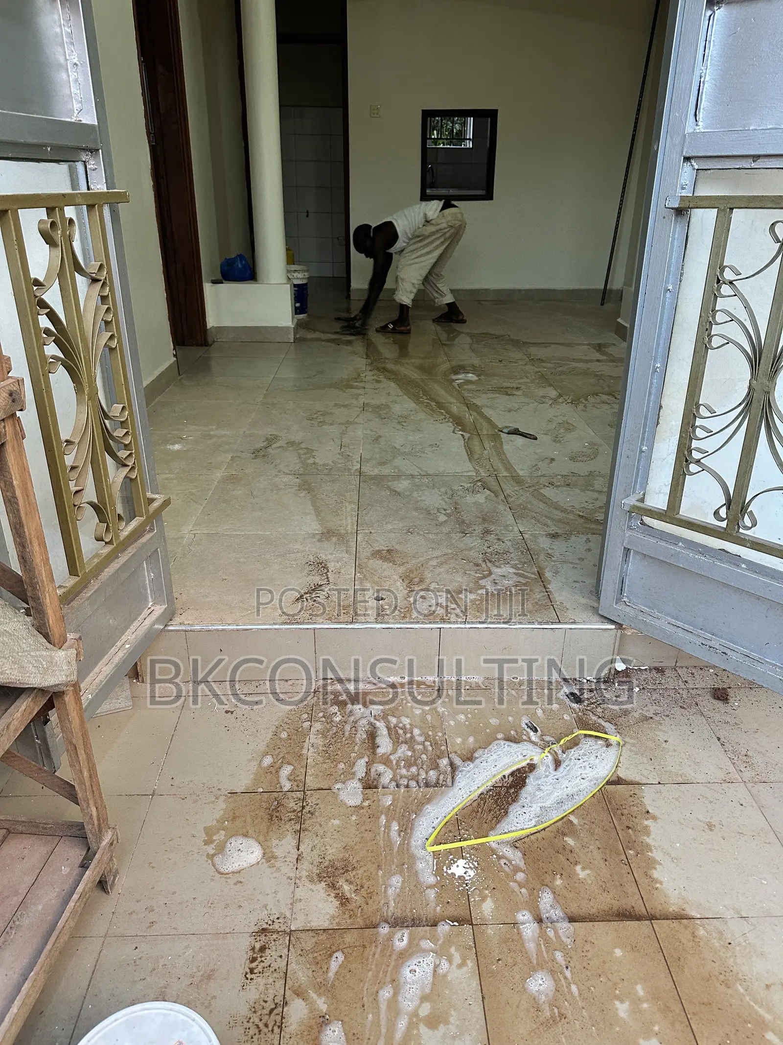 2bdrm Bungalow in Ssabagabo-Makindye for rent