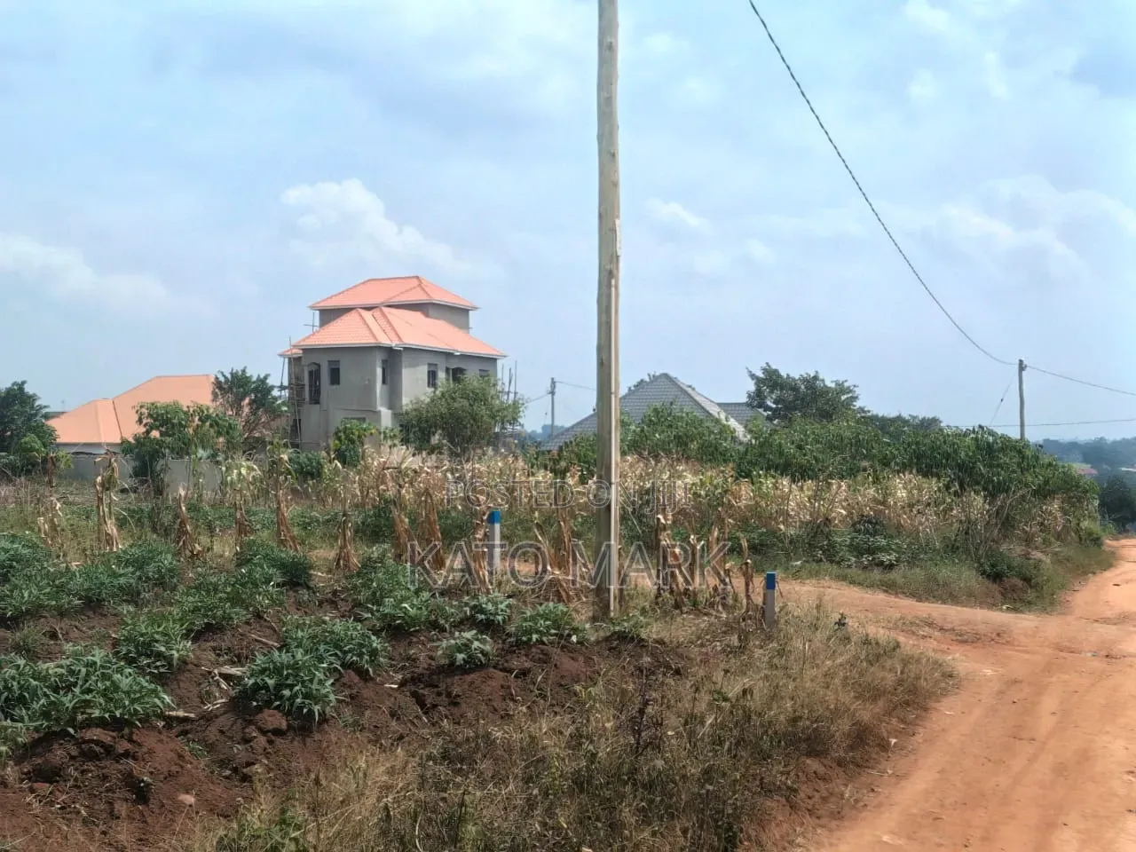 6 Plot for Sale Located at Gayaza-Dundu