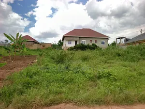 A Hot Cake Plot in Matuga Sanga With a Title