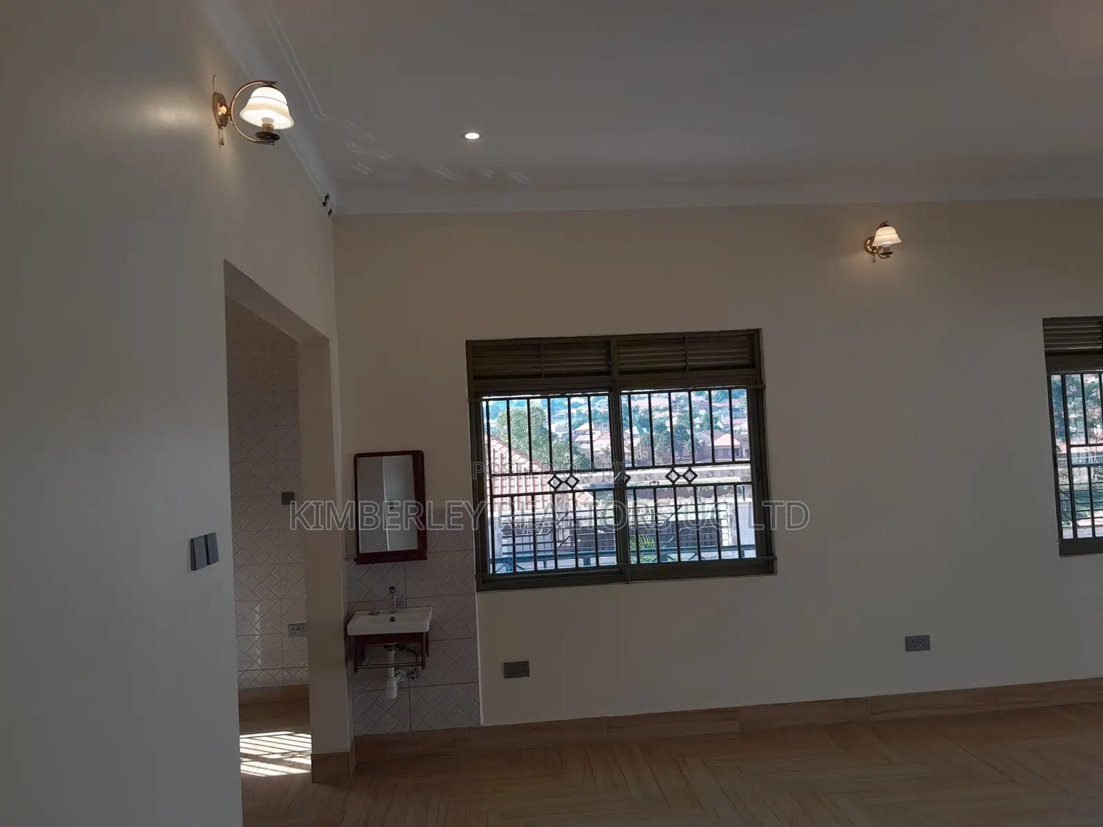 2bdrm Duplex in Division A for sale