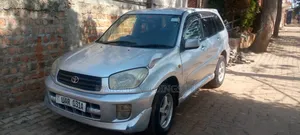 Toyota RAV4 2004 Silver